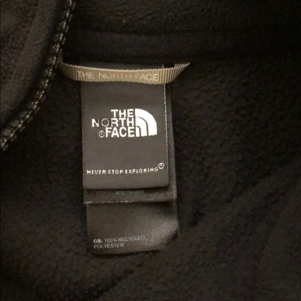 North face jacket - Picture 3 of 4